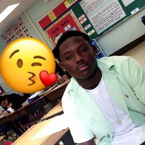 Meet your Posher, Denzell